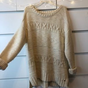 American Eagle Cream Sweater